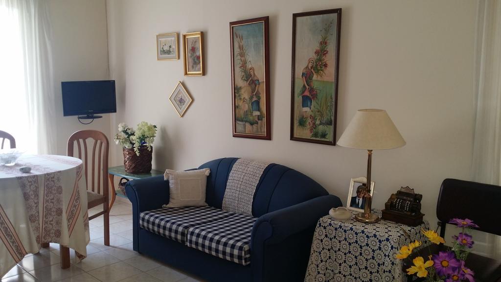 Hotel Foivos Loutra Edipsou  Zewnętrze zdjęcie